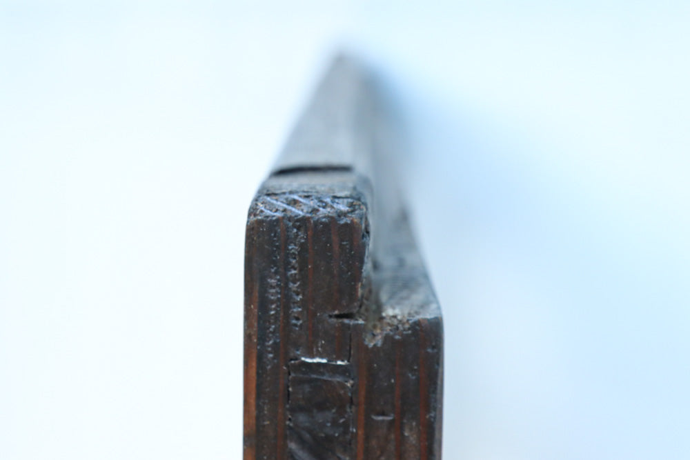 幅817ミリ　グリーンカラーの大きな十字枠が目を引くガラス戸　F8523　在庫1枚