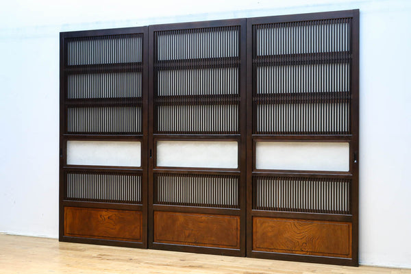 幅847ミリ,813ミリ　雄大な杢目と風合いが見事な裏面スリガラス入り大阪格子戸　F8527ab　在庫(a:0 b:1)枚