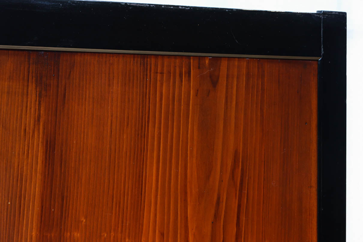 幅868ミリ　極上‼︎漆の艶が美しい上品な一枚板戸　F8532　在庫2枚