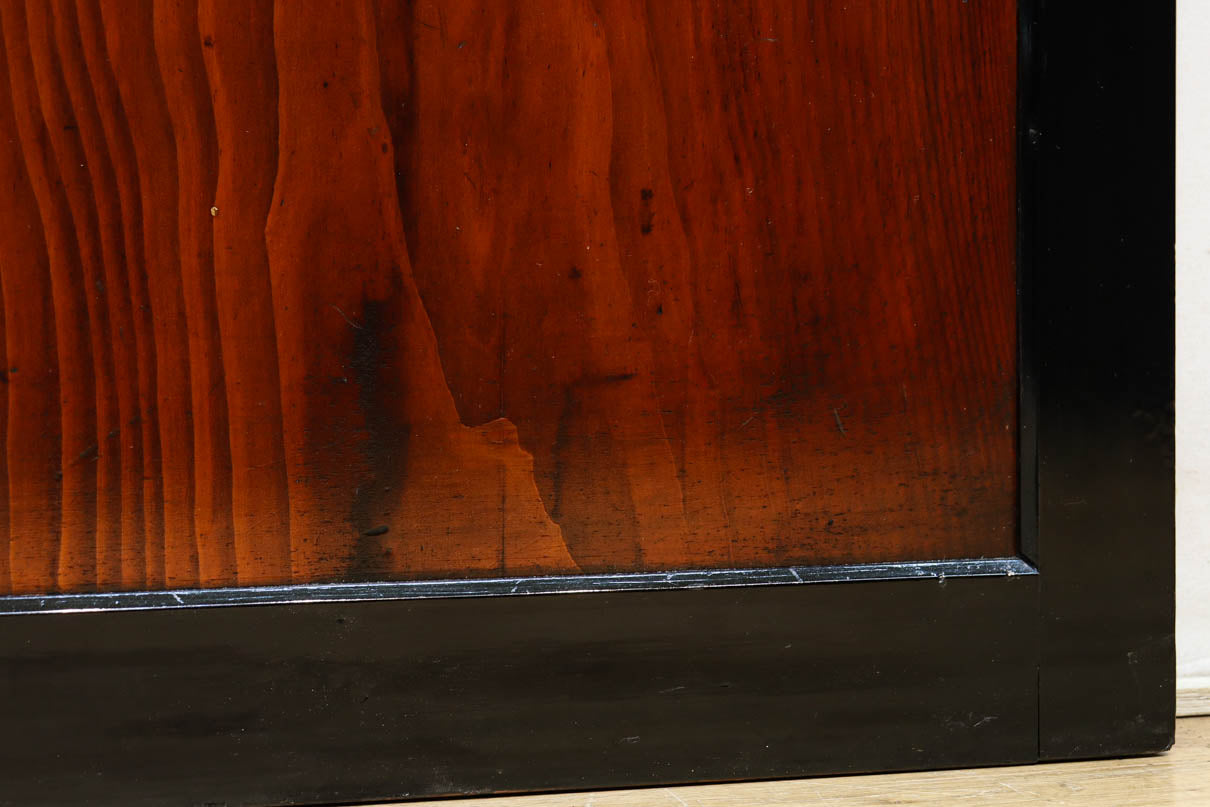 幅868ミリ　極上‼︎漆の艶が美しい上品な一枚板戸　F8532　在庫2枚