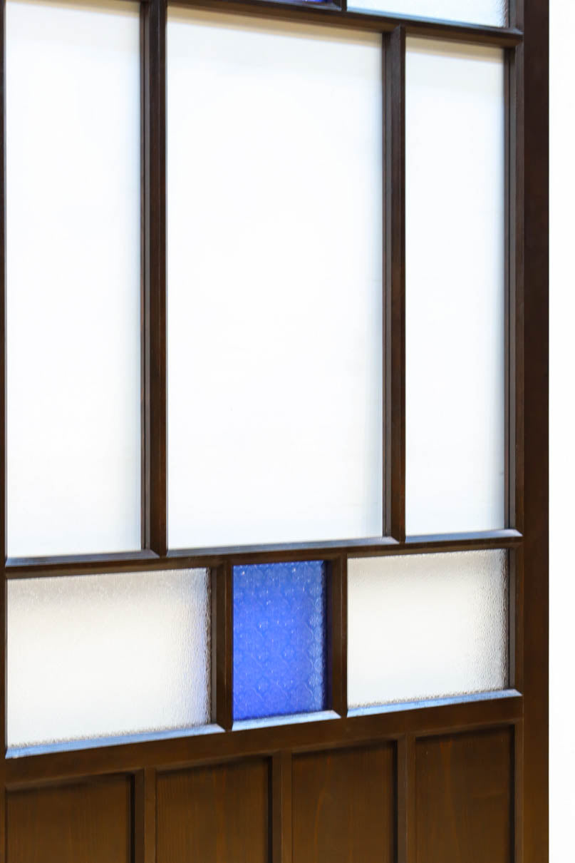 Glass door F8541