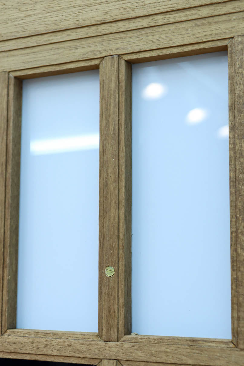 Glass door F8542