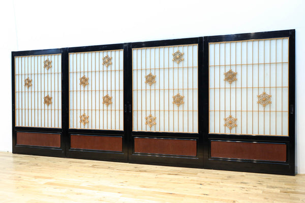 幅1143ミリ　組子模様が両面に浮かぶ見事な漆をまとう雅な極上ガラス戸　F8543　在庫(a:1 b:1 c:1 d:1)枚