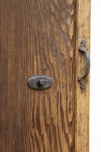 幅665ミリ　スリム幅!! 自然の趣きある流木を活かした板戸　F8546　在庫1枚