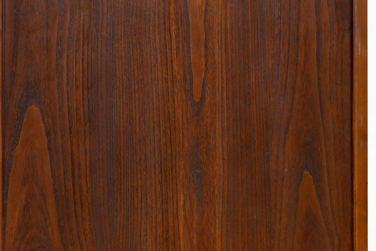 幅895ミリ　深みのある色艶の大胆な自然美を纏う板戸　F8549　在庫4枚