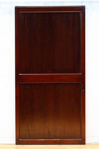 幅895ミリ　深みのある色艶の大胆な自然美を纏う板戸　F8549　在庫4枚