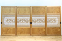 幅910ミリ　柔らかな木地色の色彩と組子が格調溢れる透かし板戸　F8550　在庫4枚一組