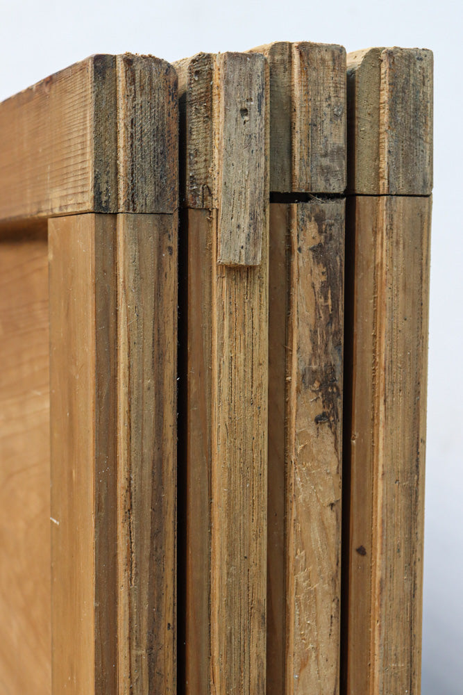 スリム幅!!　自然美の貫禄ある木地色板戸　F8552　在庫4枚