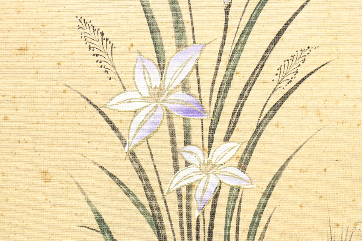 清楚な花模様を描いた丁寧な造りの襖戸　F8563　在庫2枚一組