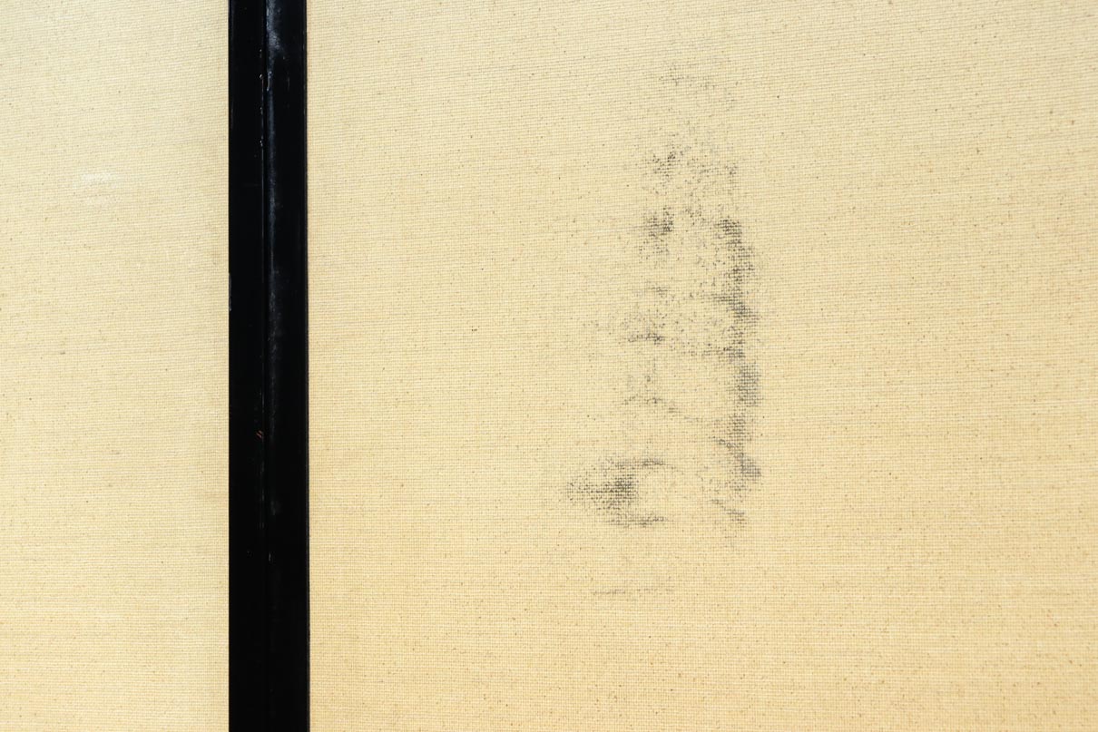 清楚な花模様を描いた丁寧な造りの襖戸　F8563　在庫2枚一組