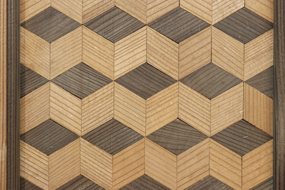 幅925ミリ　三色亀甲網代と組子模様が和モダンに飾るワーロン入り稀少障子戸　F8554　在庫2枚