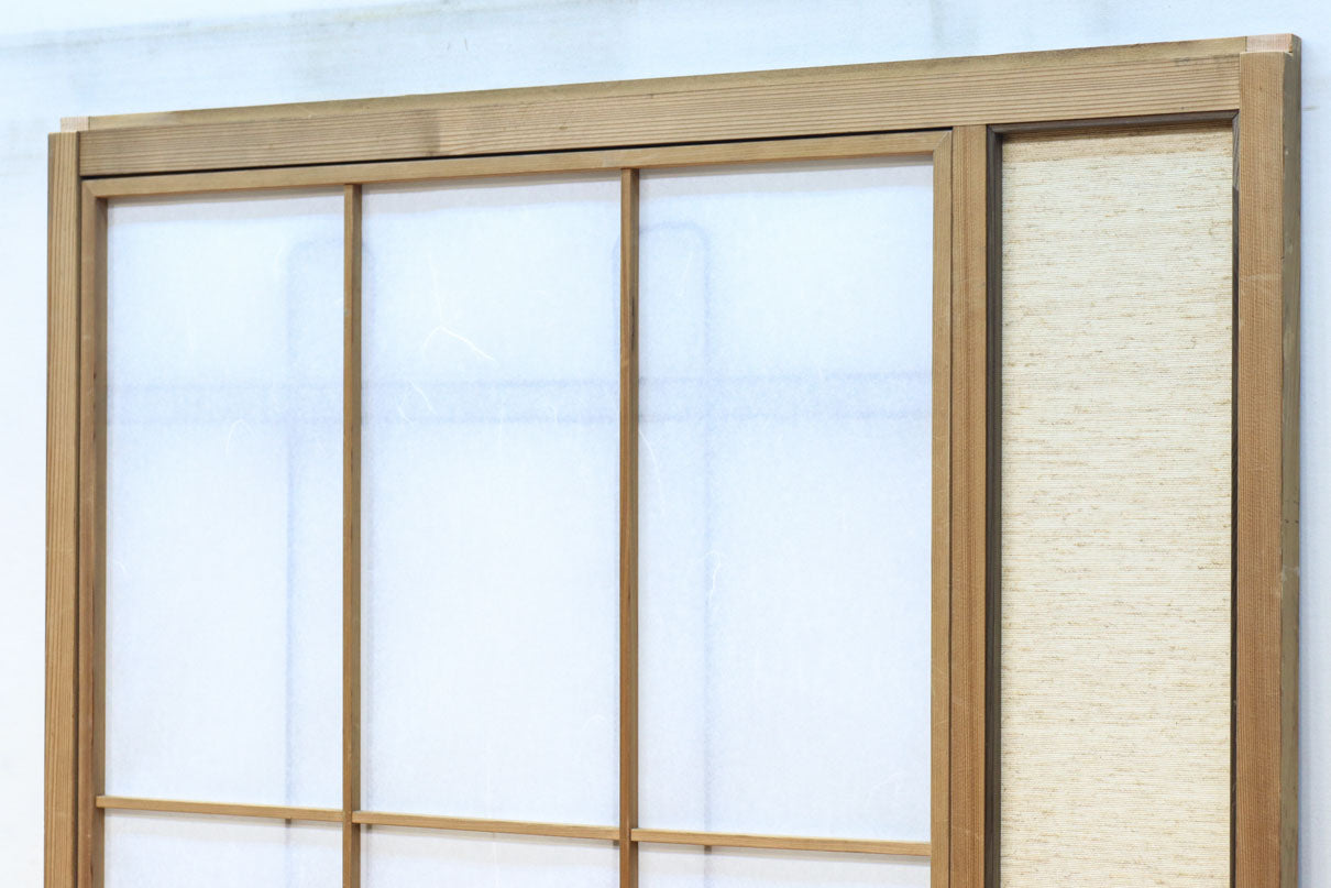 幅925ミリ　三色亀甲網代と組子模様が和モダンに飾るワーロン入り稀少障子戸　F8554　在庫2枚