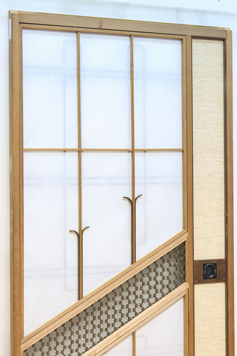 幅925ミリ　三色亀甲網代と組子模様が和モダンに飾るワーロン入り稀少障子戸　F8554　在庫2枚