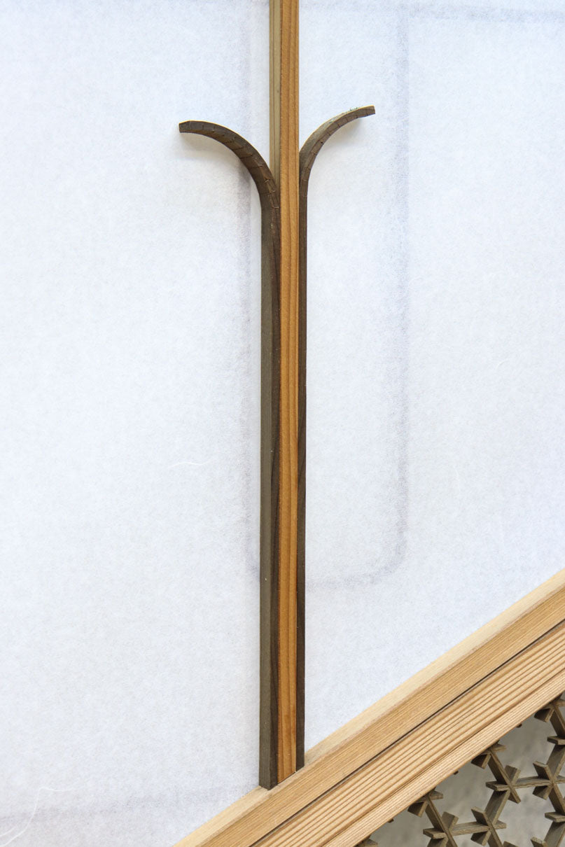 幅925ミリ　三色亀甲網代と組子模様が和モダンに飾るワーロン入り稀少障子戸　F8554　在庫2枚