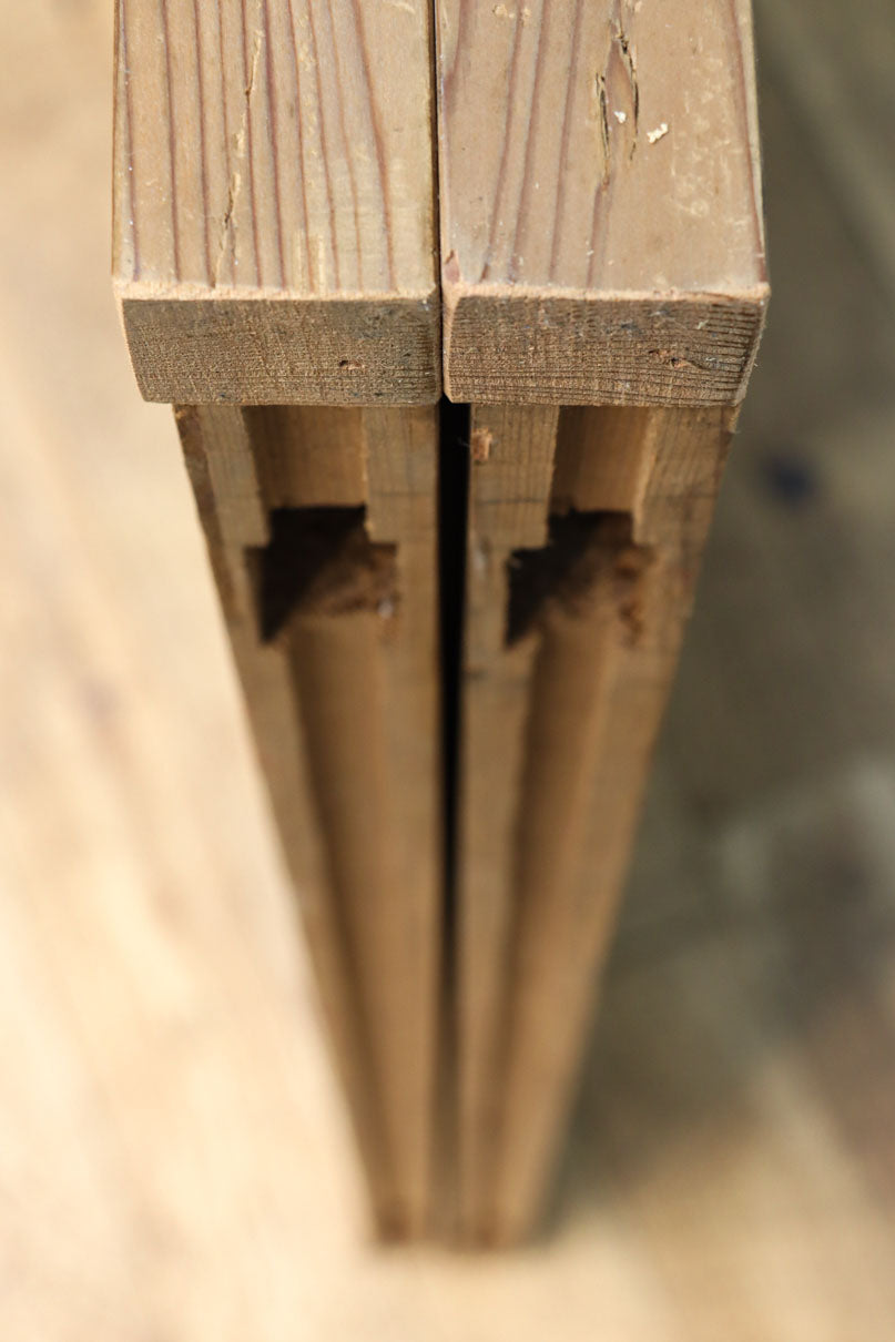 幅925ミリ　三色亀甲網代と組子模様が和モダンに飾るワーロン入り稀少障子戸　F8554　在庫2枚