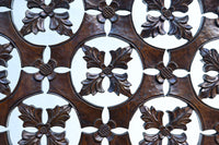 幅700ミリ、高さ2550ミリ　華やかなレリーフ彫刻が印象的な高さのある門扉　F8555ab　在庫(a:1 b:1)枚