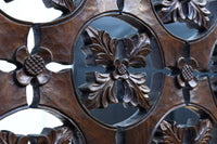 幅700ミリ、高さ2550ミリ　華やかなレリーフ彫刻が印象的な高さのある門扉　F8555ab　在庫(a:1 b:1)枚