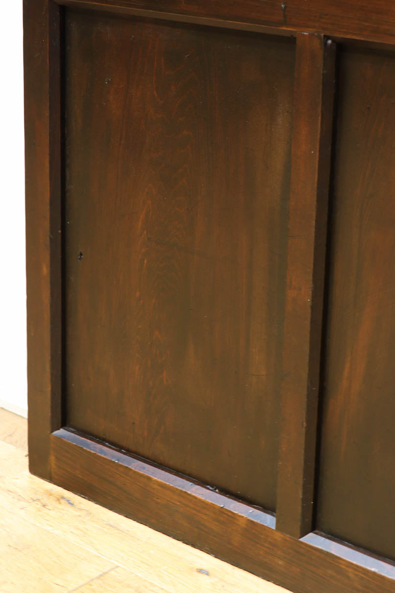 幅873ミリ　市松模様にガラスを配した和モダンなガラス戸　F8557　在庫4枚