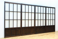 幅873ミリ　市松模様にガラスを配した和モダンなガラス戸　F8557　在庫4枚