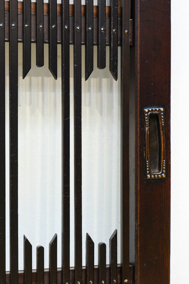 幅898ミリ　稀少変わりデザインのモダンな大阪格子戸　F8560　在庫4枚