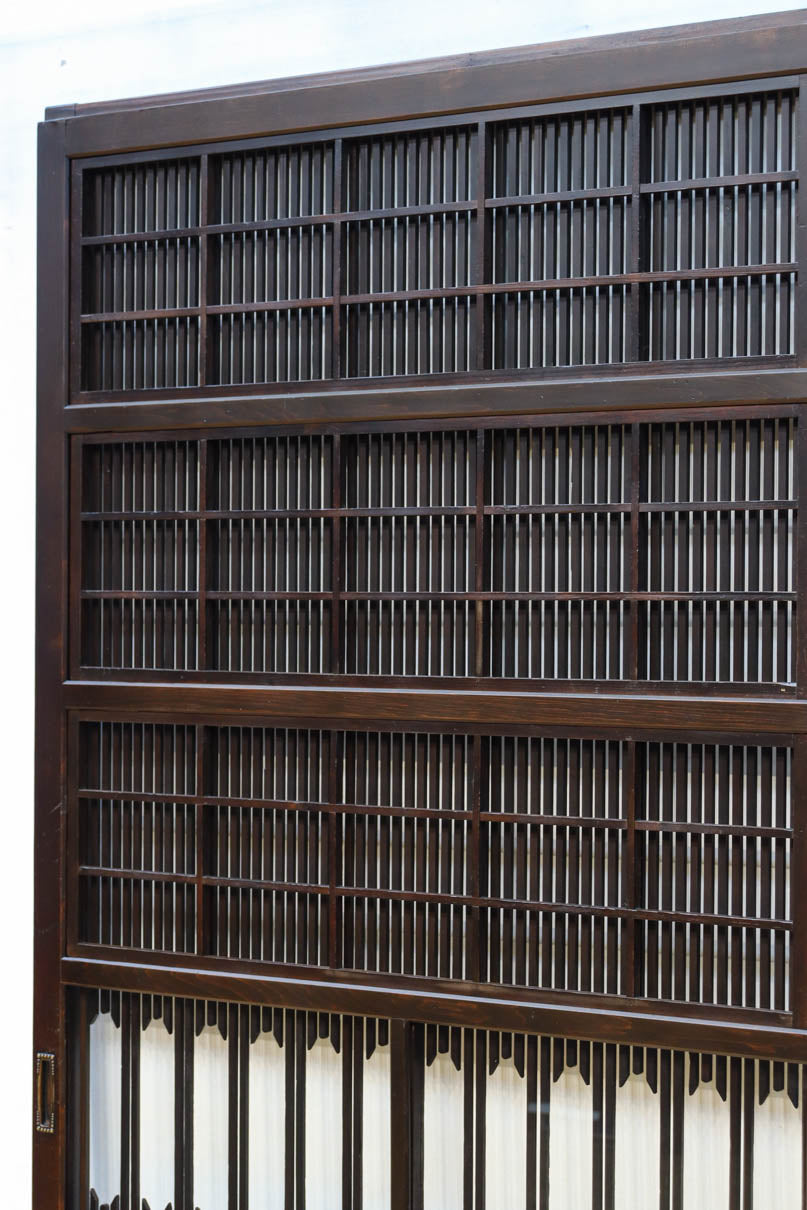 幅898ミリ　稀少変わりデザインのモダンな大阪格子戸　F8560　在庫4枚