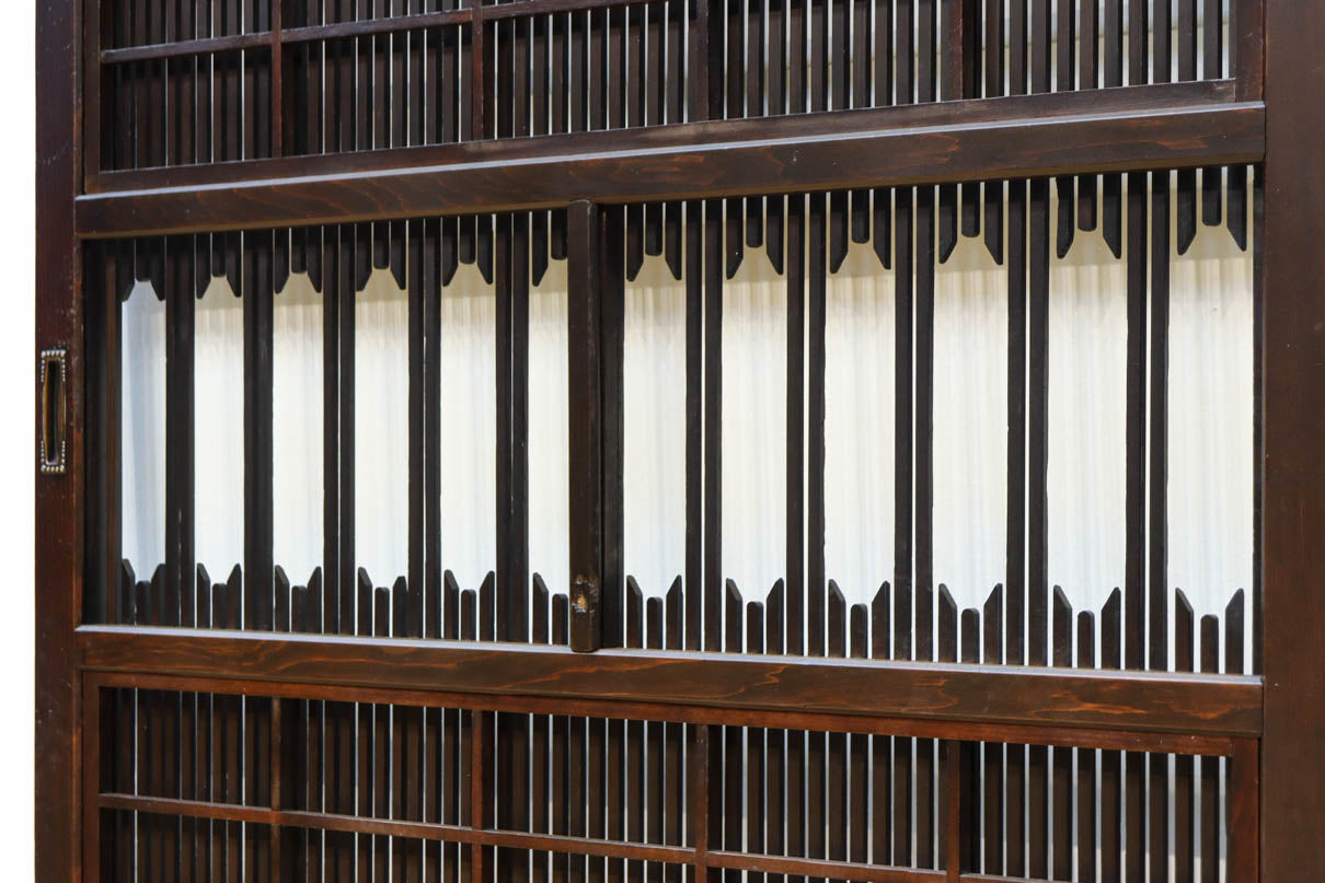 幅898ミリ　稀少変わりデザインのモダンな大阪格子戸　F8560　在庫4枚