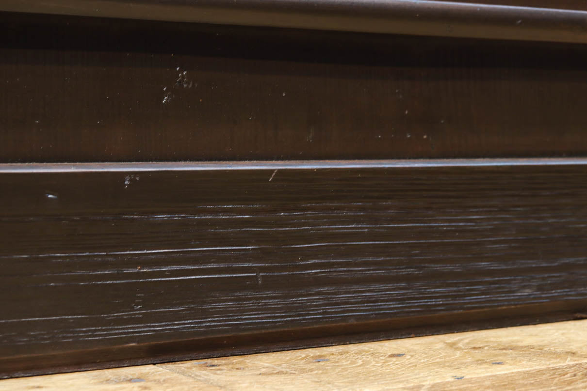 幅1085ミリ　深みのある漆の美しい味わいを纏う平格子戸　F8561　在庫2枚