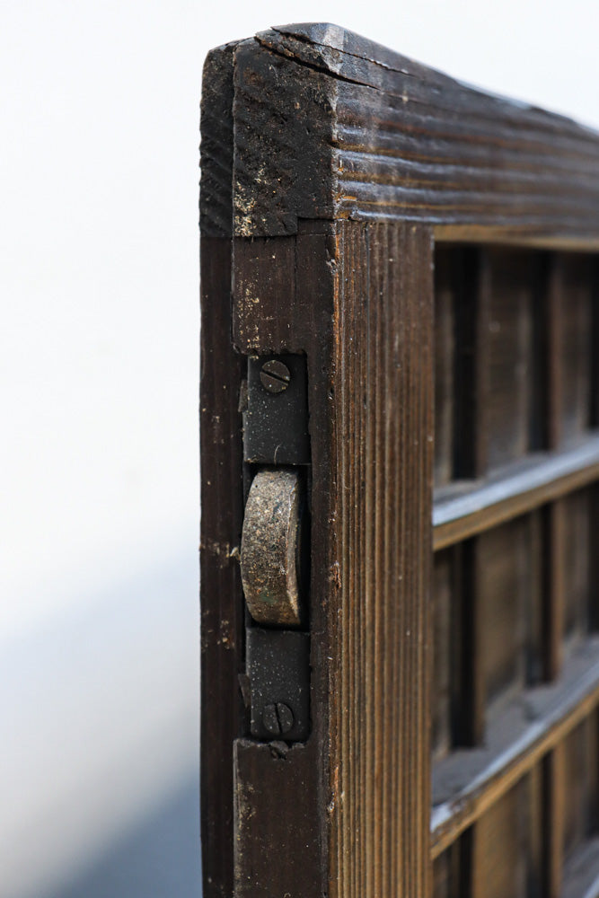 square lattice board door F8568