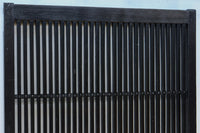 幅894ミリ　深みのある色彩で貫録のある全面格子戸　F8569　在庫3枚