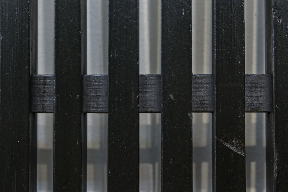 幅894ミリ　深みのある色彩で貫録のある全面格子戸　F8569　在庫3枚