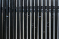 幅894ミリ　深みのある色彩で貫録のある全面格子戸　F8569　在庫3枚