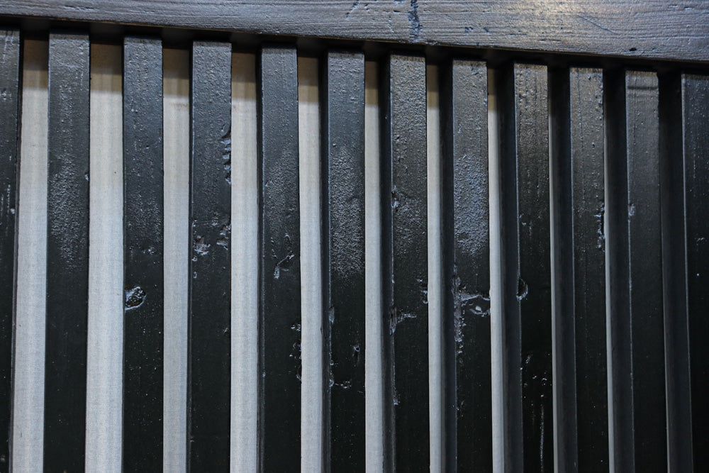 幅894ミリ　深みのある色彩で貫録のある全面格子戸　F8569　在庫3枚