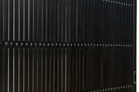 幅913ミリ　平格子づくりで壮観な眺めが魅了する全面幅広格子戸　F8572　在庫2枚