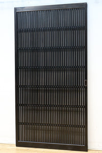 幅913ミリ　平格子づくりで壮観な眺めが魅了する全面幅広格子戸　F8572　在庫2枚