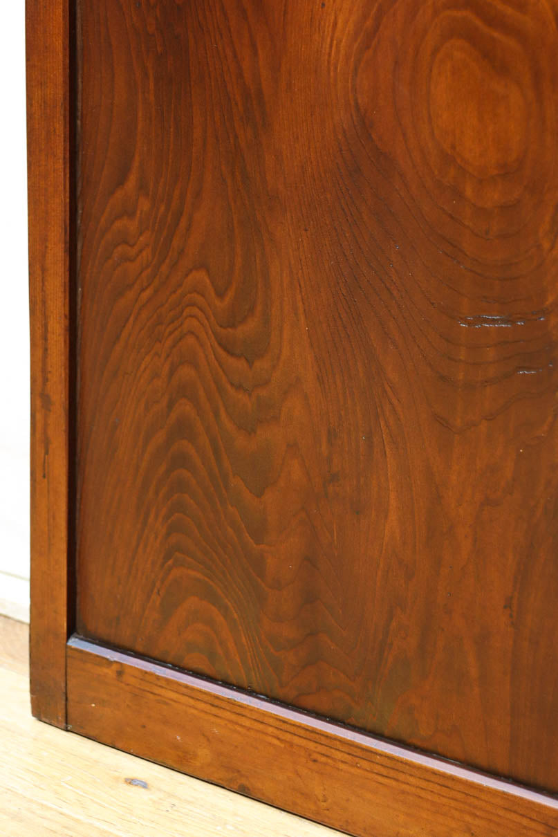 幅602ミリ　色ガラスをアクセントにしたスリム幅のガラス戸　F8579　在庫1枚