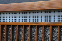 幅602ミリ　色ガラスをアクセントにしたスリム幅のガラス戸　F8579　在庫1枚