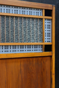 幅602ミリ　色ガラスをアクセントにしたスリム幅のガラス戸　F8579　在庫1枚