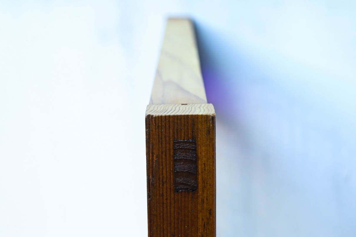 幅602ミリ　色ガラスをアクセントにしたスリム幅のガラス戸　F8579　在庫1枚