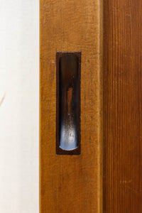 幅607ミリ　ダイヤガラスが輝くスリム幅のガラス戸　F8581　在庫1枚