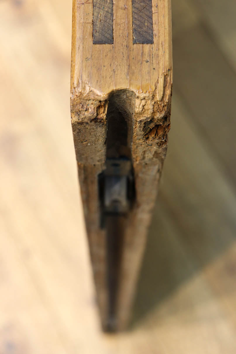 幅607ミリ　ダイヤガラスが輝くスリム幅のガラス戸　F8581　在庫1枚