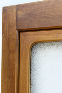 幅607ミリ　ダイヤガラスが輝くスリム幅のガラス戸　F8581　在庫1枚