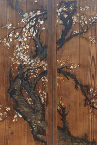 可憐な梅の花が咲く景色を描いた時代感滲む板絵戸セット　F8583　在庫2枚一組