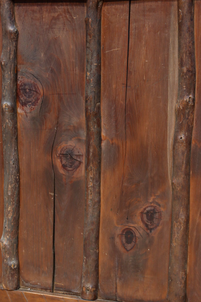 幅853ミリ　古色の風合いが素敵なレトロモダンなガラス戸　F8584　在庫1枚