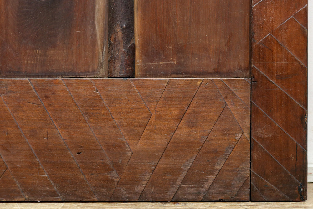 幅853ミリ　古色の風合いが素敵なレトロモダンなガラス戸　F8584　在庫1枚