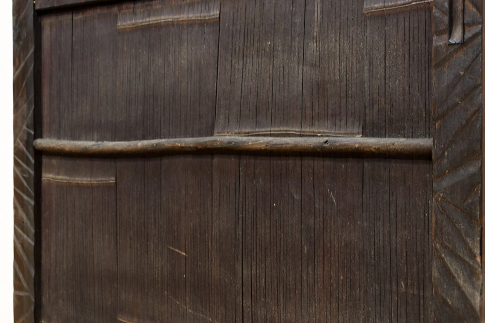 幅853ミリ　古色の風合いが素敵なレトロモダンなガラス戸　F8584　在庫1枚