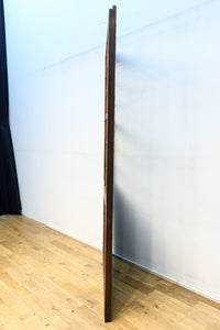 幅853ミリ　古色の風合いが素敵なレトロモダンなガラス戸　F8584　在庫1枚