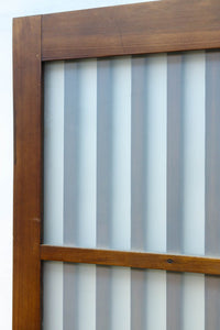 角太格子の堅牢感と上質さがあるスリガラス入りガラス戸　F8585　在庫1枚