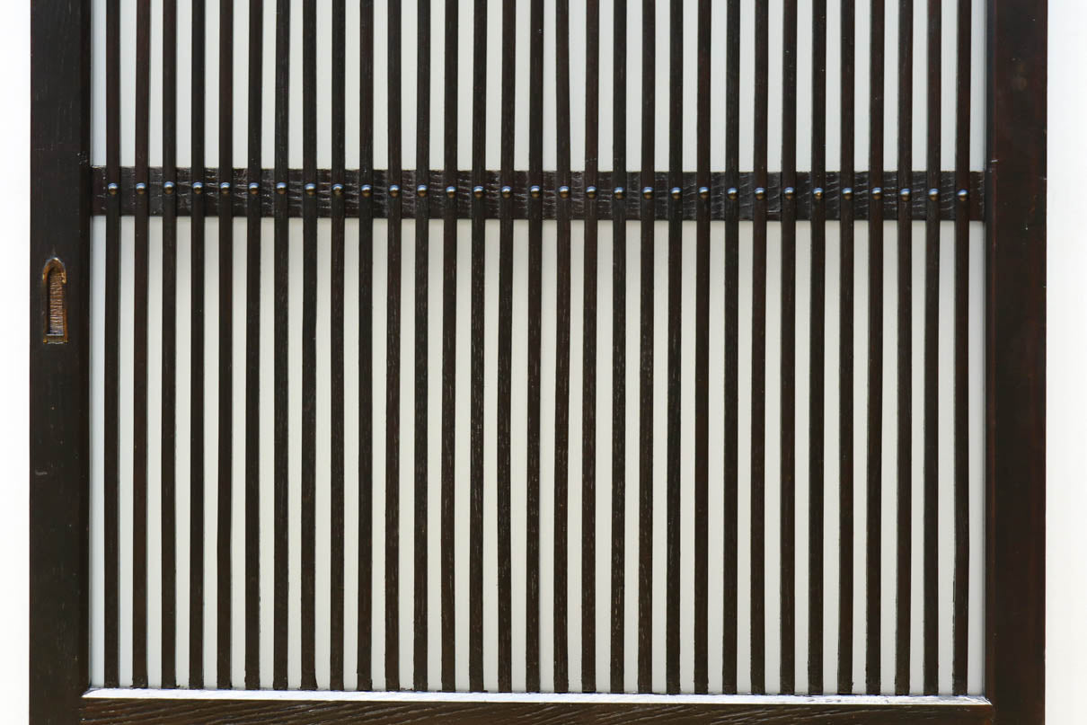 幅900ミリ高さ1877ミリ 珍品‼ 格子から優しい明かりが差し込むスリガラス入り背高いガラス戸　F8588　在庫2枚