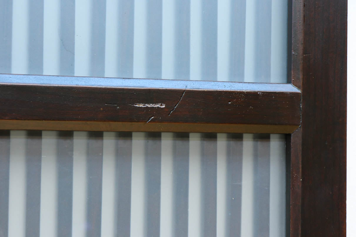 幅900ミリ高さ1877ミリ 珍品‼ 格子から優しい明かりが差し込むスリガラス入り背高いガラス戸　F8588　在庫2枚