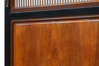 幅895ミリ　黒枠と麻の葉組子の帯装飾で格調溢れるスリガラス入り透かし板戸　F8589　在庫4枚